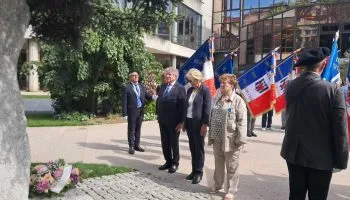 La cérémonie d’hommage de la FNDIRP dans le cadre du congrès organisé à Annecy a réuni des membres venant des 4 coins de la France.