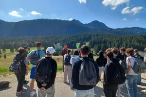 Des élèves du Collège Le Chéran en sortie aux Glières.