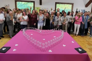Une belle réception en l'honneur des mamans de la commune.