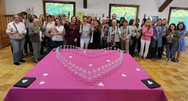 Une belle réception en l'honneur des mamans de la commune.