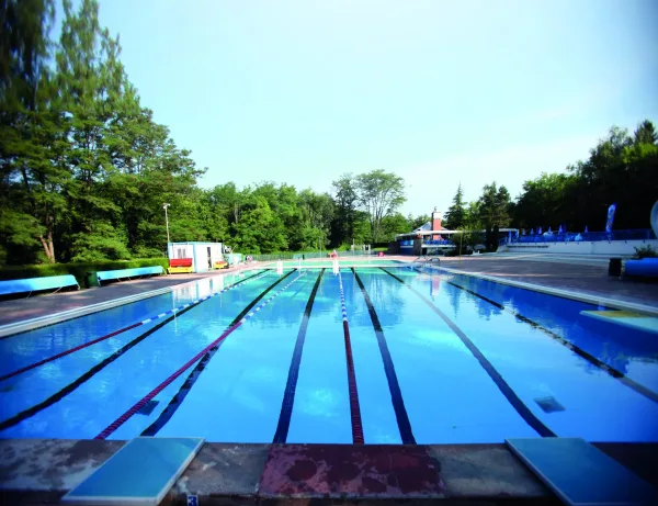 Les bassins de la piscine de Rumilly seront remplis avec l'eau potable du réseau de la ville pendant toute la saison.