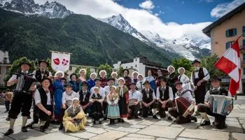 Le groupe folklorique, Lô p'tiouts Jean de Vovray, vous accueillera pour un 