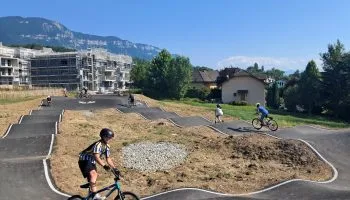 Un équipement sportif déjà très fréquenté par la jeunesse.