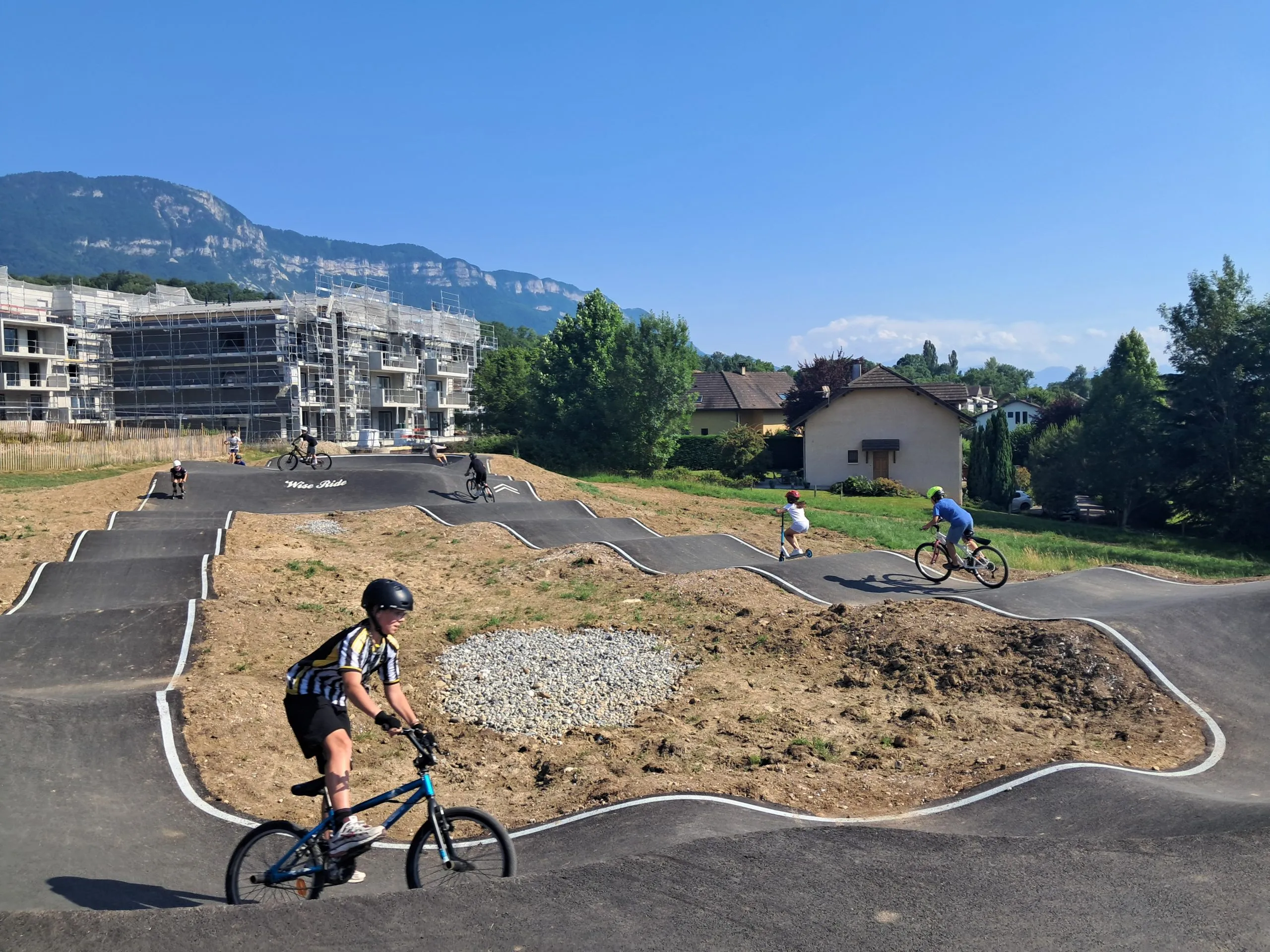 Grésy-sur-Aix : Un pumptrack flambant neuf accessible à tous