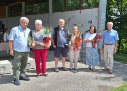 Ils ont fêté les anniversaires en dizaine, comme chaque année. (Oumbarka Leguesdron, Bernard Garcin et Joseph Burgat-Charvillon)