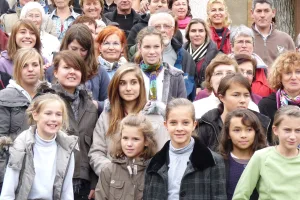 A  N. D. du Laus , une belle assemblée de tous les âges. (archives)