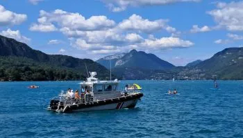 La gendarmerie a inauguré son nouveau bateau sur le lac d’Annecy