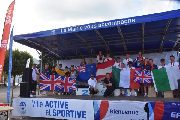 Podium. Le podium avec L'Autriche 1er, la Nouvelle-Zélande 2e et l'Italie 3e.