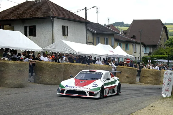 Lors de la course à Val de Virieu.