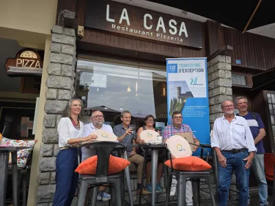Lors de la présentation.