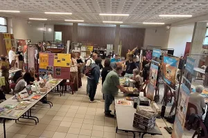 La salle Plaimpalais a accueilli 33 associations et beaucoup de visiteurs pour ce forum du samedi 6 septembre.