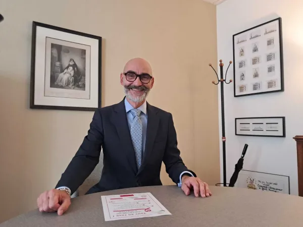 Olivier Nicolas, le directeur de l'hôpital prépare l'arrivée de la mammographie au centre hospitalier de Rumilly.