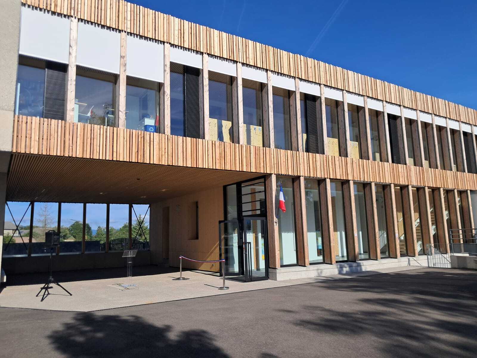 Le nouveau bâtiment est majoritairement composé de bois. - Photo : Alexis Fernandez 