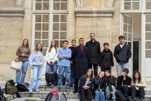Lycée de l’Albanais : la classe défense sur les lieux de mémoire à Paris