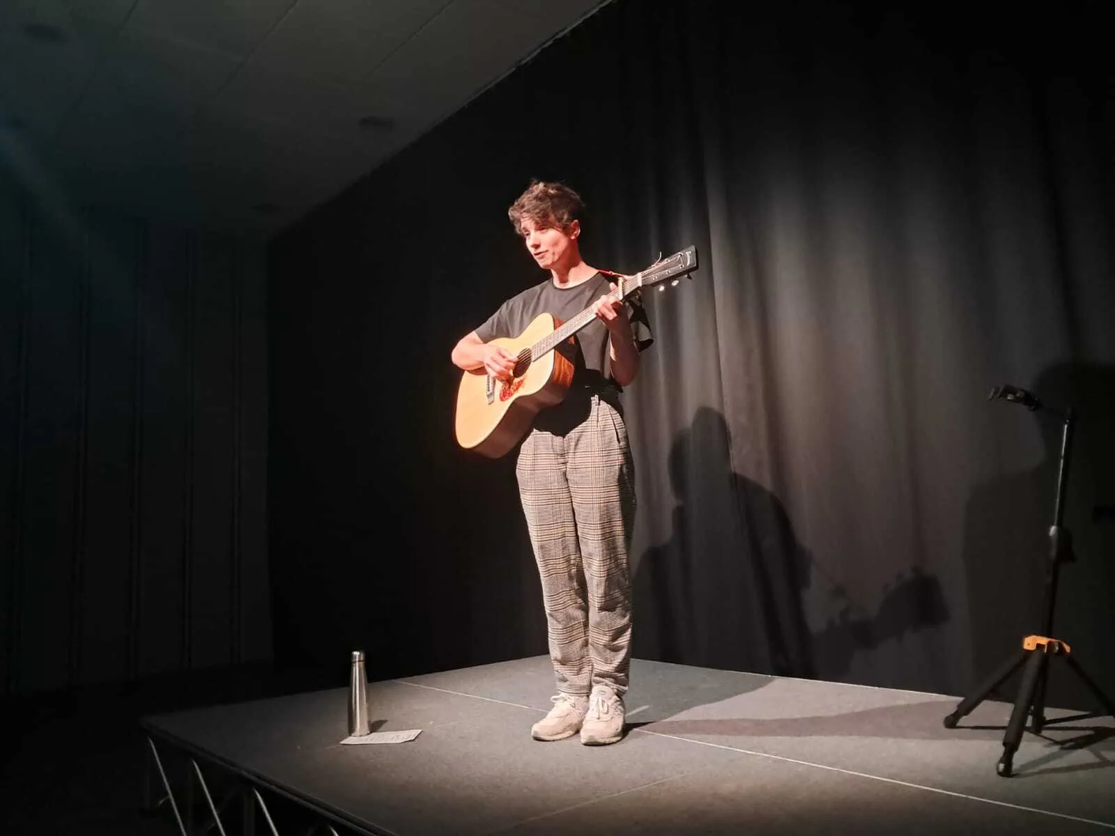 Mymytchell a animé le vendredi midi le 17 octobre au Quai des arts.