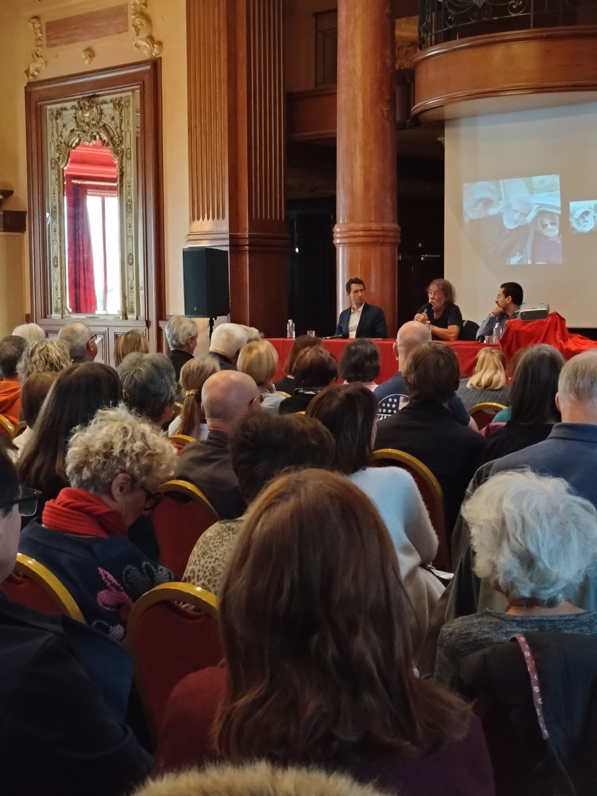 Masterclass. Dimanche 19 octobre, Olivier Marchal est revenu sur sa carrière en tant que policier, acteur et réalisateur de polars. - @Virginie Ludwiczak