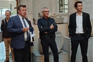 Nouvelle version. Jacques Gamblin, en présence de Renaud Beretti et Pierre-Yves Bezat, a inauguré le nouveau festival de l'ADCA, sur trois jours, avec une séance de dédicaces, une masterclass et la projection de plusieurs films, suscitant beaucoup d'émotions. Comme l'acteur le dit si bien, 