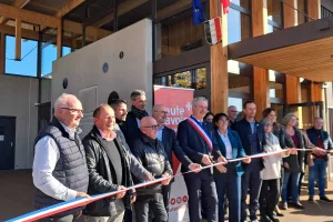 Inauguration. Le ruban a été coupé avec les élus du territoire. 