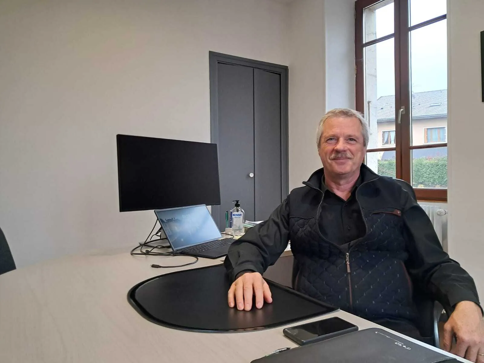 Maire sortant à Marigny-Saint-Marcel, Jean-Pierre Favre 