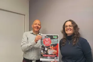 Pierre Denier, le directeur et Sophie Metz, la chargée de communication du CAE préparent la nouvelle édition du jeu Noël gagnant.