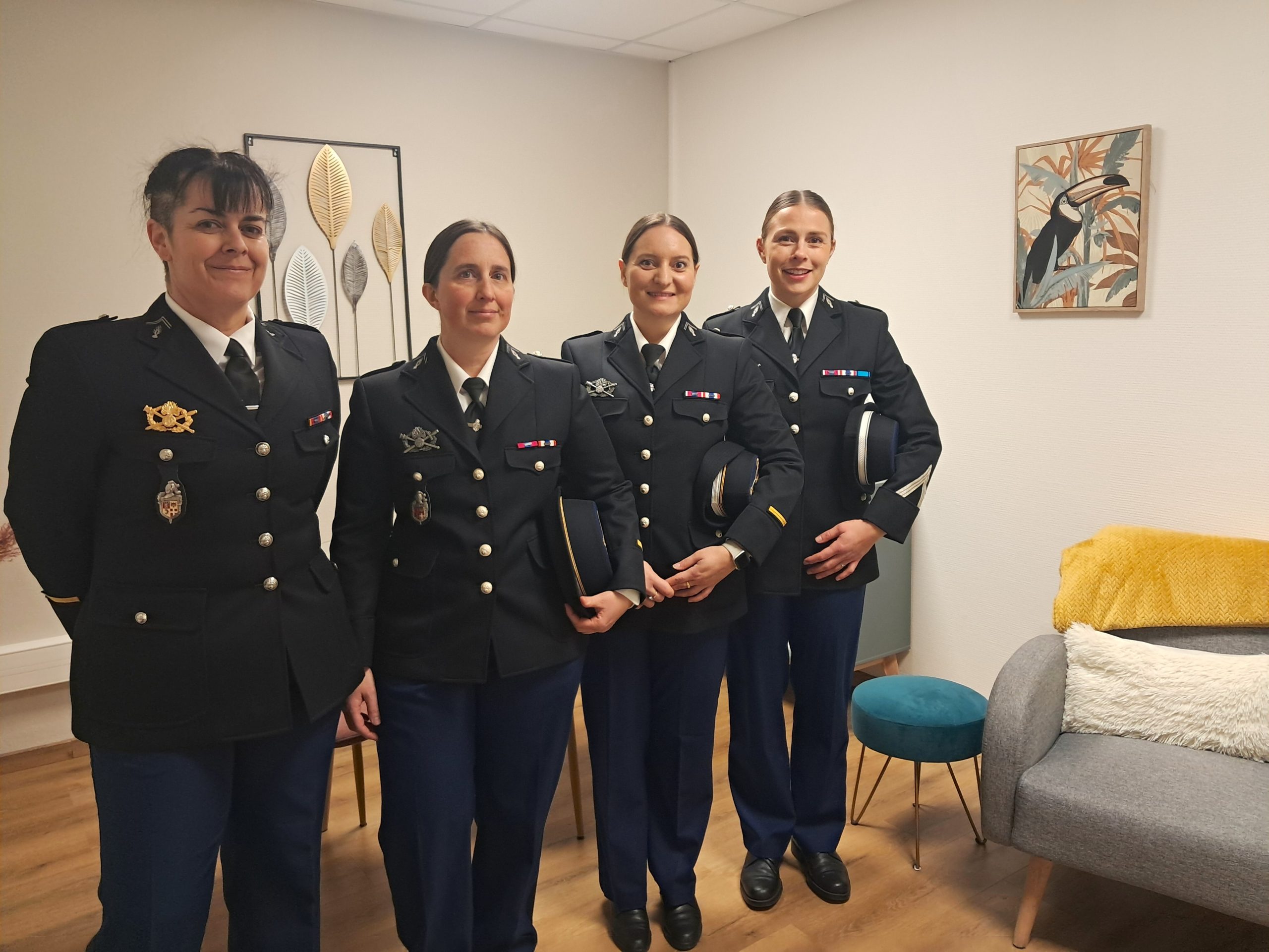 Les quatre gendarmes qui ont pour mission d'auditionner les mineurs. - ©Claire Castelar