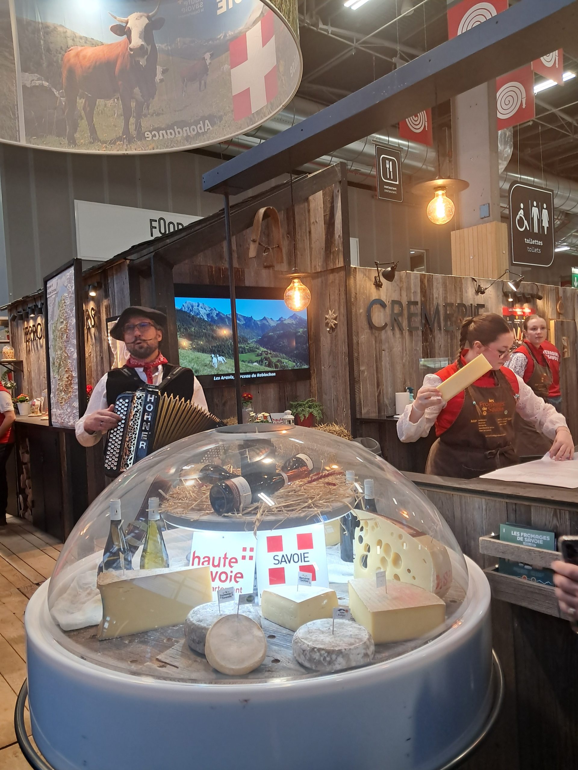 Plusieurs médailles. 8 Fromages de Savoie et 40 vins de Savoie ont reçu une médaille du Concours général agricole . - Crédits photos ©Claire Castelar