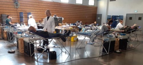 163 personnes qui se sont présentées.