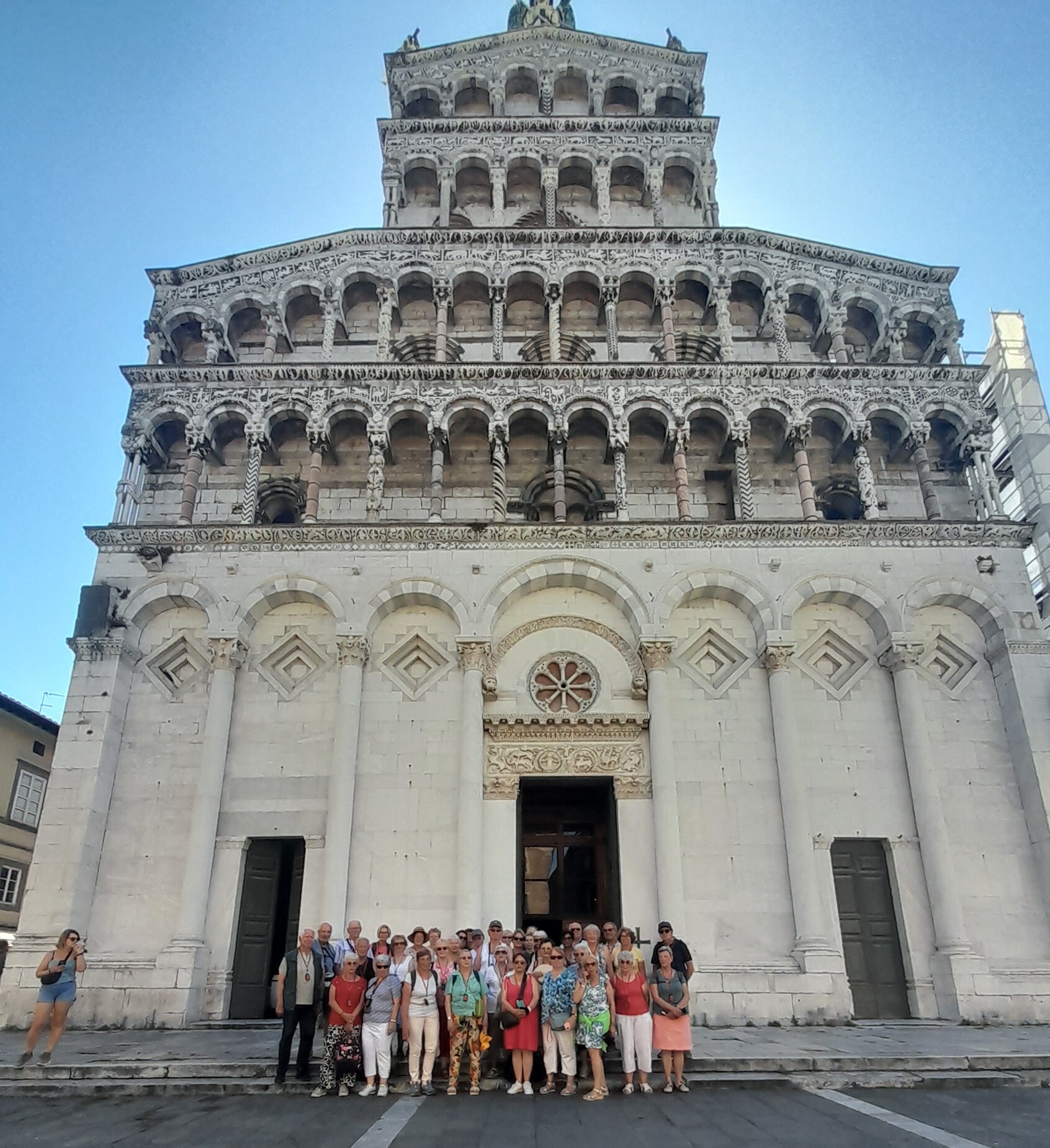 Del Campanile Dela Chiesa Di San Michele - Citta de Lucca -