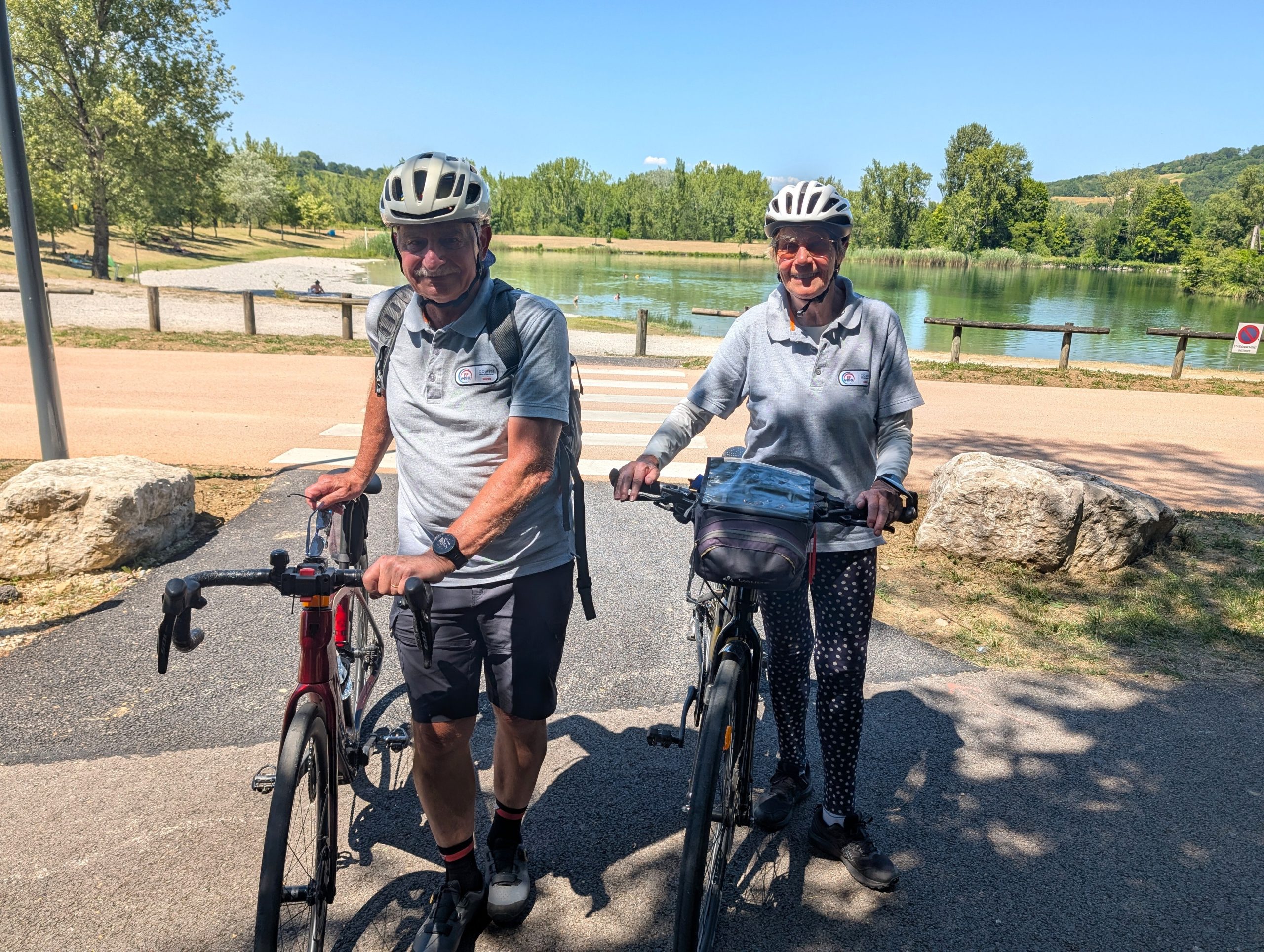 Alain et Solange Flon, du comité départemental de cyclotourisme. - ©Claire Castelar