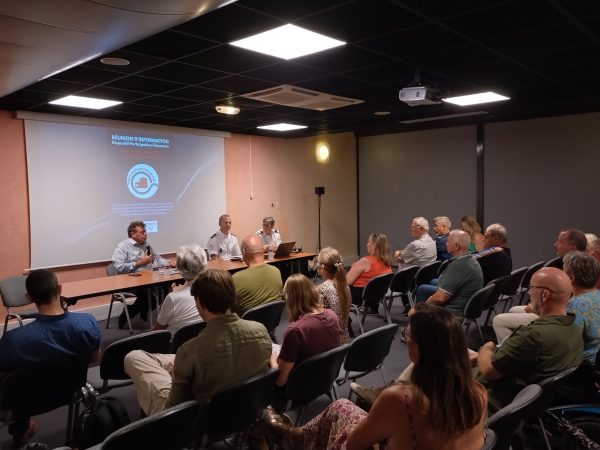 Dispositif citoyen. Une première réunion d'informations s'est tenue jeudi 16 juillet sur la mise en place du nouveau dispositif "Participation citoyenne", afin de renforcer la vigilance de proximité au sein des différents quartiers du territoire.