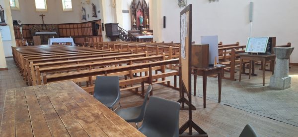Face aux très fortes chaleurs le maire de Viuz-la-Chiesaz a pris la décision d'ouvrir l'église pour offrir aux habitants un endroit au frais.