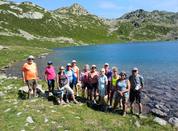 Le groupe au Lac Jovet.
