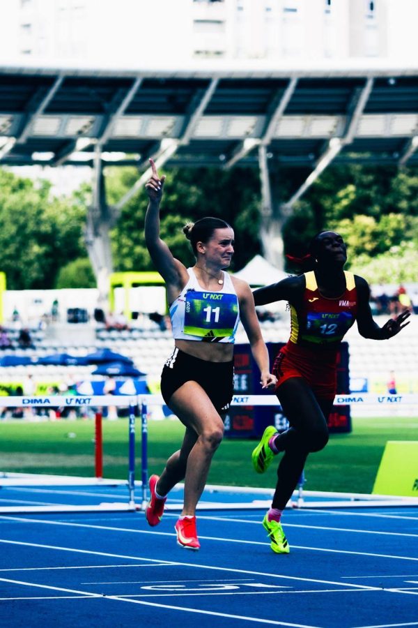 Lenny Pawlowich N°11 a larrivee du 100m haies