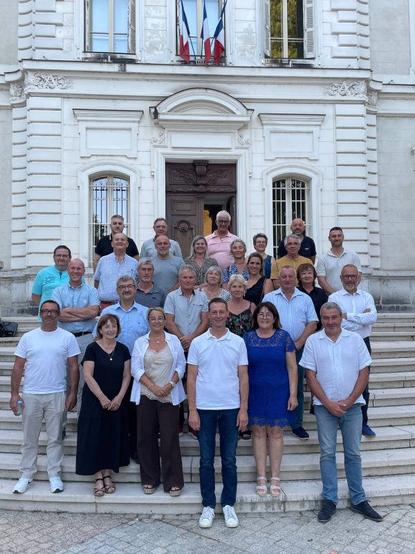 Les maires du canton d'Alby / Rumilly ont répondu à l'invitation des conseillers départementaux, à l'hôtel du département pour des échanges fructueux.