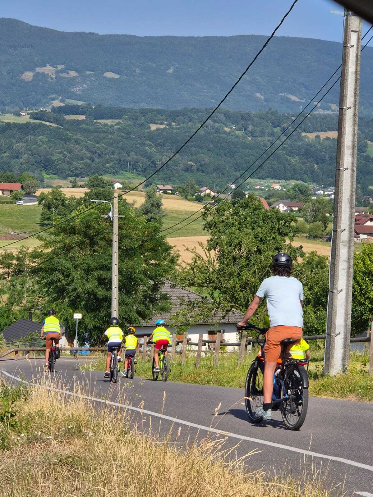 Vélo. Les plus courageux ont rejoint La Ferme Enchantée à vélo. -