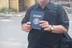 Le Père Allard s'en est allé.
