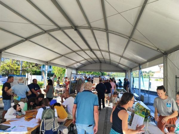 Au fil des stands.