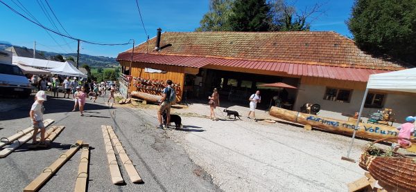C'était la traditionnelle fête de la scierie Dubois au Buisson, ce week-end, à Gruffy.