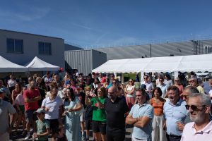 Depuis 1996, Savoie Yaourt est implantée aux Combaruches, site qui a accueilli l'événement pour les 30 ans de l'entreprise sur site.