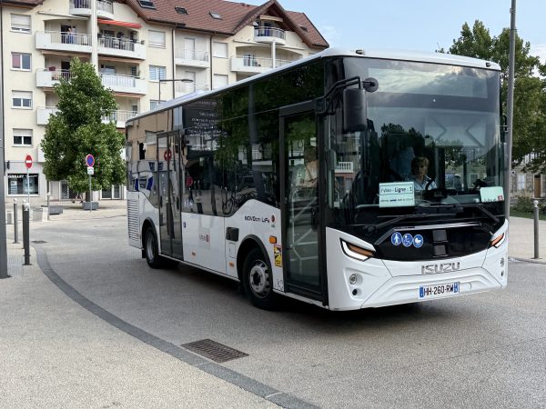 Un nouveau bus à l'essai... non concluant.