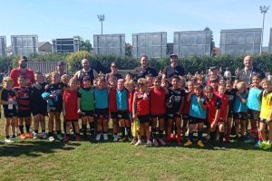 Les enfants de l'École de rugby.