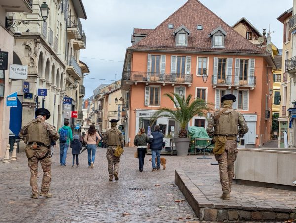 L'opération Sentinelle dans le centre-ville samedi matin.