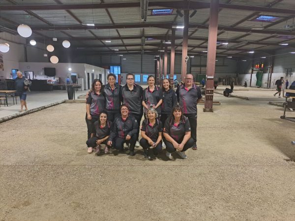 Les féminines.